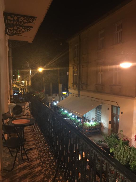 Virmenska Apartment Lviv Buitenkant foto